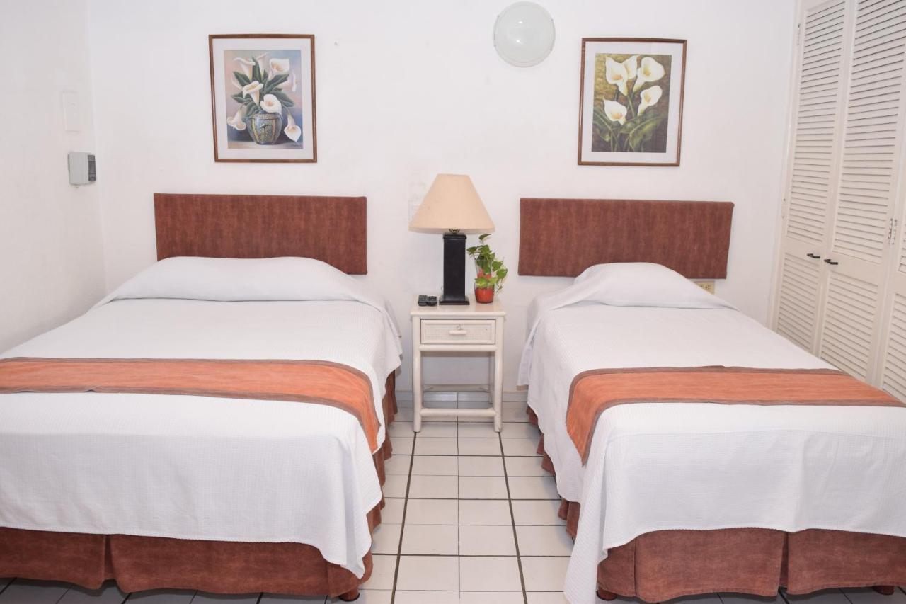 Hotel Suites Le Monde Cancún Extérieur photo