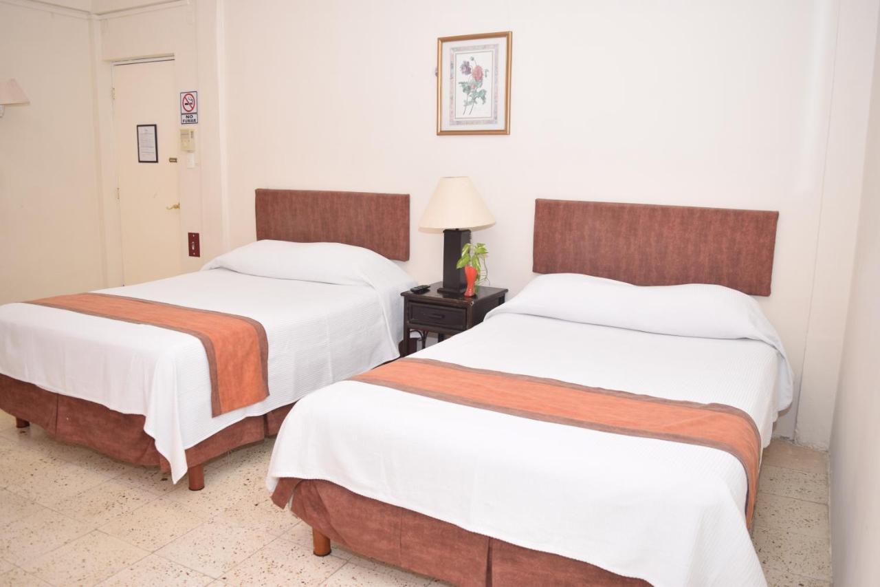 Hotel Suites Le Monde Cancún Extérieur photo